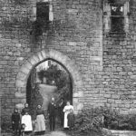 Gavaudun - Entrée du Château